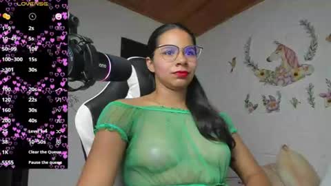 Snapshot of alisson_hoffman05 chatting on July 29, 12:31 am Alisson hoffman05 online show from July 29, 12:31 am
