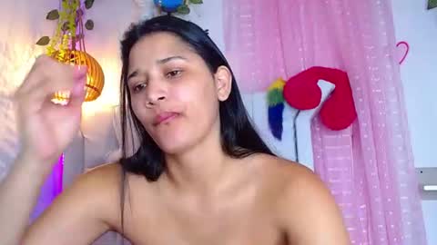Snapshot of alisson_wiley chatting on June 27, 4:17 am alisson online show from June 27, 4:17 am