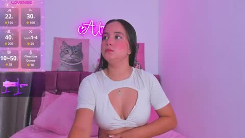 Alisson  online show from May 1, 1:59 pm