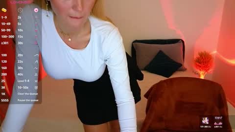 alisssarose online show from October 10, 9:36 pm