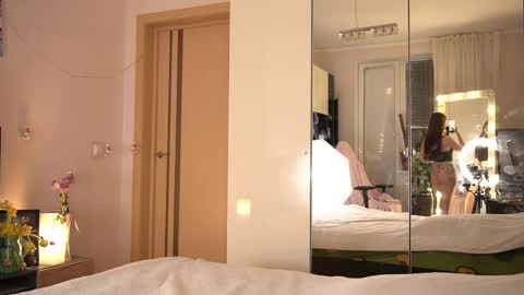 A L I T A online show from March 15, 5:41 pm