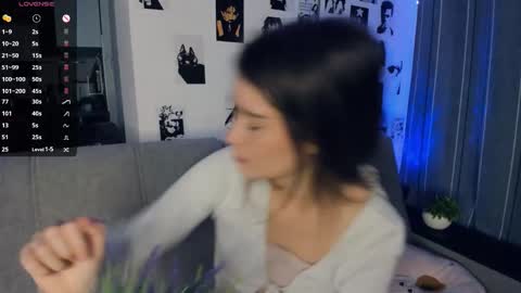 Snapshot of alivialovely chatting on October 25, 9:17 am Alivia online show from October 25, 9:17 am