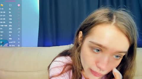 Alivia online show from May 6, 8:19 am