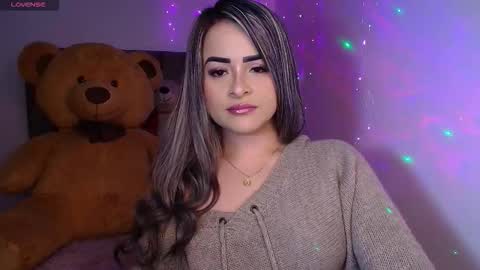 Snapshot of alix_barker chatting on November 19, 11:38 pm Alix online show from November 19, 11:38 pm