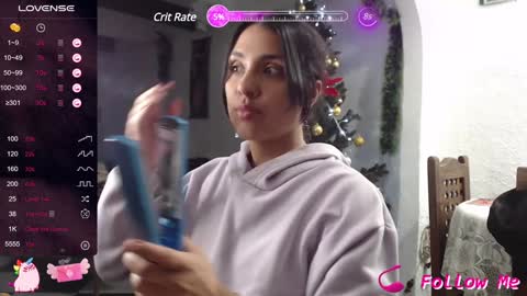 Snapshot of alix_beltran chatting on December 17, 1:29 am Alix online show from December 17, 1:29 am