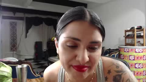 Snapshot of alix_beltran chatting on February 15, 12:37 am Alix online show from February 15, 12:37 am