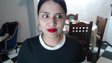 Snapshot of alix_beltran chatting on October 5, 1:59 am Alix online show from October 5, 1:59 am