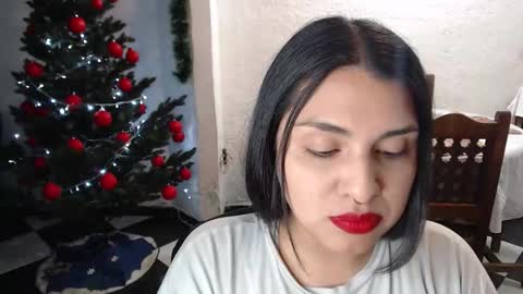 Snapshot of alix_beltran chatting on November 9, 2:10 am Alix online show from November 9, 2:10 am