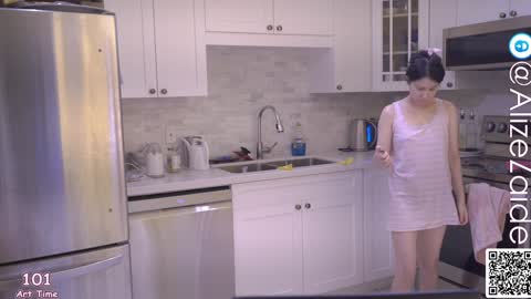 Snapshot of alizezaide chatting on January 21, 6:55 pm Alize Zaide online show from January 21, 6:55 pm