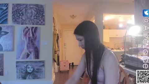 Snapshot of alizezaide chatting on March 7, 10:54 pm Alize Zaide online show from March 7, 10:54 pm