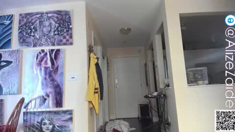 Snapshot of alizezaide chatting on October 15, 8:09 pm Alize Zaide online show from October 15, 8:09 pm