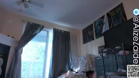 Snapshot of alizezaide chatting on November 4, 9:47 pm Alize Zaide online show from November 4, 9:47 pm