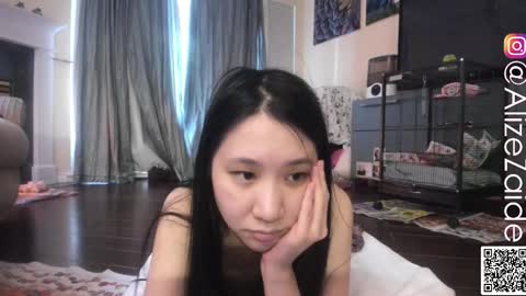 Snapshot of alizezaide chatting on November 10, 9:36 pm Alize Zaide online show from November 10, 9:36 pm