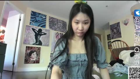 Snapshot of alizezaide chatting on June 18, 7:40 pm Alize Zaide online show from June 18, 7:40 pm