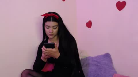 Lola online show from February 16, 6:21 am