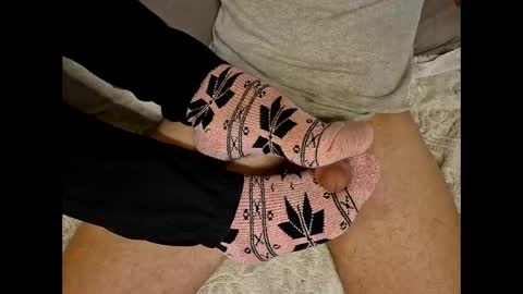 Snapshot of allaboutfeetcouple chatting on November 2, 7:38 pm allaboutfeetcouple online show from November 2, 7:38 pm