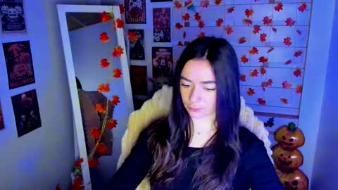 Snapshot of allana_dream chatting on November 23, 7:41 am Allana online show from November 23, 7:41 am