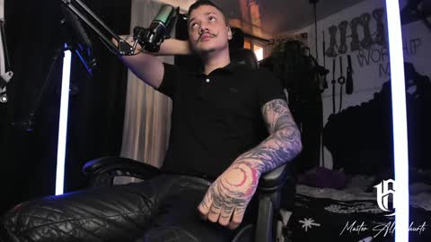 Snapshot of allanhurtss chatting on January 14, 4:29 pm online show from January 14, 4:29 pm