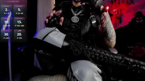 Snapshot of allanhurtss chatting on December 2, 6:14 pm online show from December 2, 6:14 pm