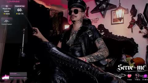 Snapshot of allanhurtss chatting on March 9, 7:29 pm online show from March 9, 7:29 pm