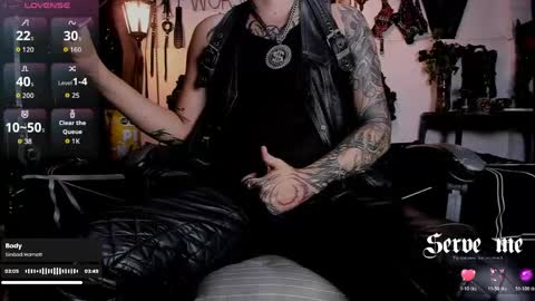 Snapshot of allanhurtss chatting on April 28, 9:09 pm online show from April 28, 9:09 pm