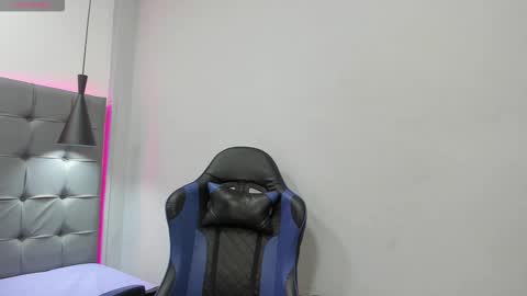 allanvicent online show from March 19, 12:58 am