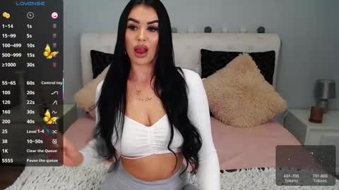 Snapshot of allaya_love chatting on November 3, 6:14 am Allaya online show from November 3, 6:14 am