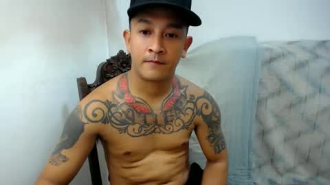 Snapshot of allen_69xx chatting on December 19, 4:57 pm allen online show from December 19, 4:57 pm