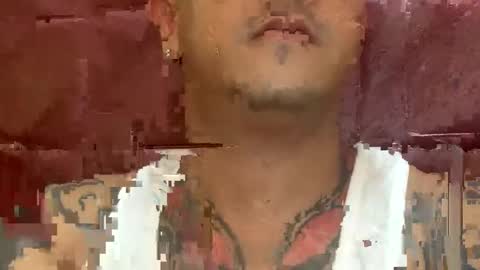 Snapshot of allen_69xx chatting on December 25, 6:52 am allen online show from December 25, 6:52 am