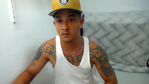 Snapshot of allen_69xx chatting on October 4, 8:51 pm allen online show from October 4, 8:51 pm