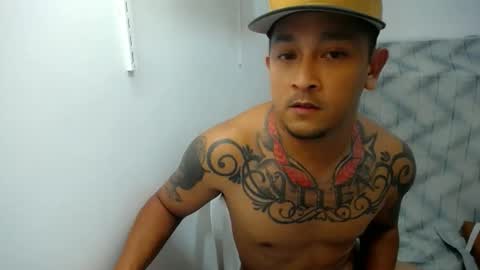 Snapshot of allen_69xx chatting on October 13, 4:23 am allen online show from October 13, 4:23 am