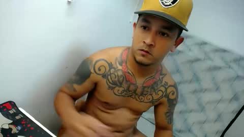 Snapshot of allen_69xx chatting on October 19, 2:29 pm allen online show from October 19, 2:29 pm