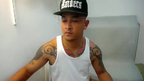 Snapshot of allen_69xx chatting on December 5, 5:42 pm allen online show from December 5, 5:42 pm