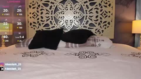 Snapshot of allen_clark chatting on December 19, 7:18 am Allen online show from December 19, 7:18 am