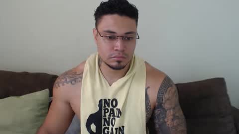 allen_ferrer10 online show from February 20, 5:24 pm