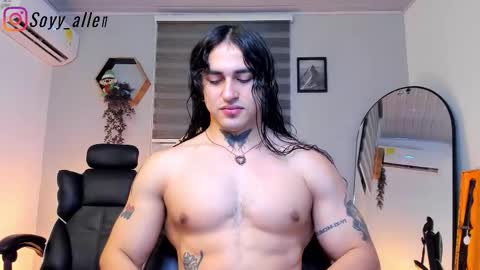 Snapshot of allen_rosse chatting on November 23, 4:12 am independent model 3 online show from November 23, 4:12 am