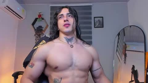 Snapshot of allen_rosse chatting on December 21, 4:08 am independent model 3 online show from December 21, 4:08 am