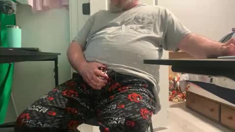 Allergictolove online show from November 15, 6:26 pm