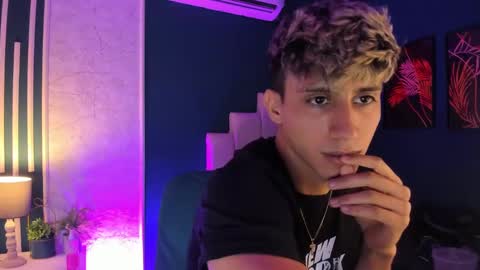 Allex online show from March 5, 9:16 am