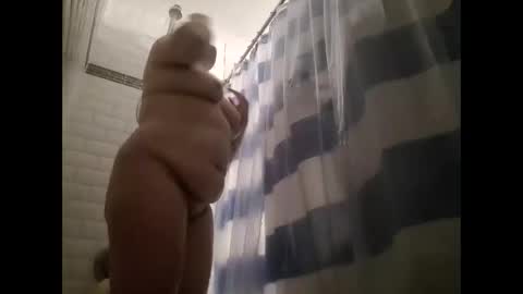 Snapshot of alleycatty24 chatting on December 1, 5:12 am AlleyCatty24 online show from December 1, 5:12 am