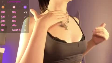 Snapshot of allgloryforloryy chatting on June 25, 8:57 pm Lory Glory online show from June 25, 8:57 pm