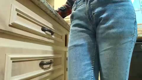 wishlist on bio online show from November 25, 6:52 pm