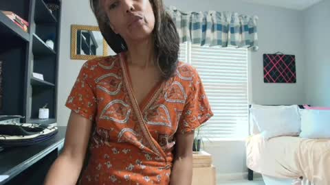 wishlist on bio online show from July 12, 10:01 pm