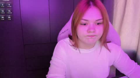 Snapshot of alli_zi chatting on June 6, 12:21 pm Blair online show from June 6, 12:21 pm