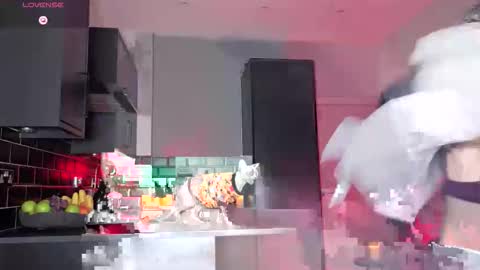Alice online show from May 24, 8:52 am