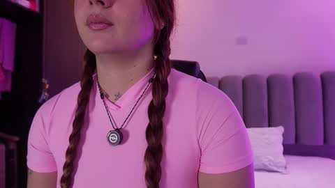 Snapshot of allicelover chatting on December 1, 11:59 am ALLICE online show from December 1, 11:59 am