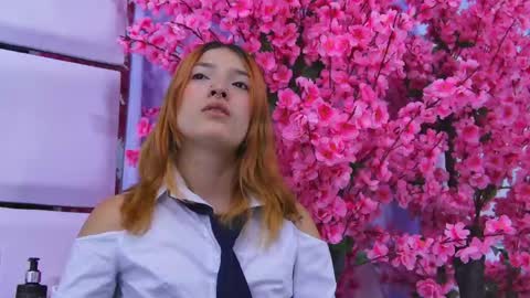 Allicia online show from April 28, 12:21 pm