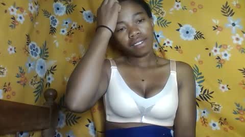 alliciax632770q online show from May 21, 1:56 am