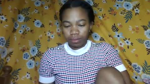 alliciax632770q online show from July 25, 11:46 pm