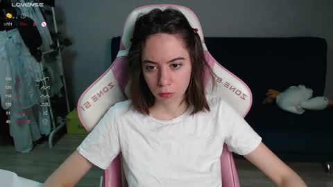 alice online show from March 1, 12:56 am